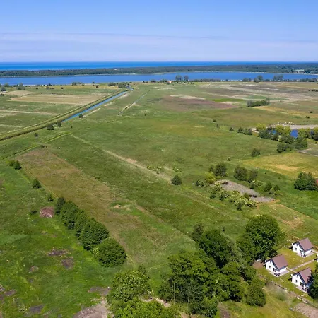 Сasa de vacaciones In L Dzin Near Dutch Windmill